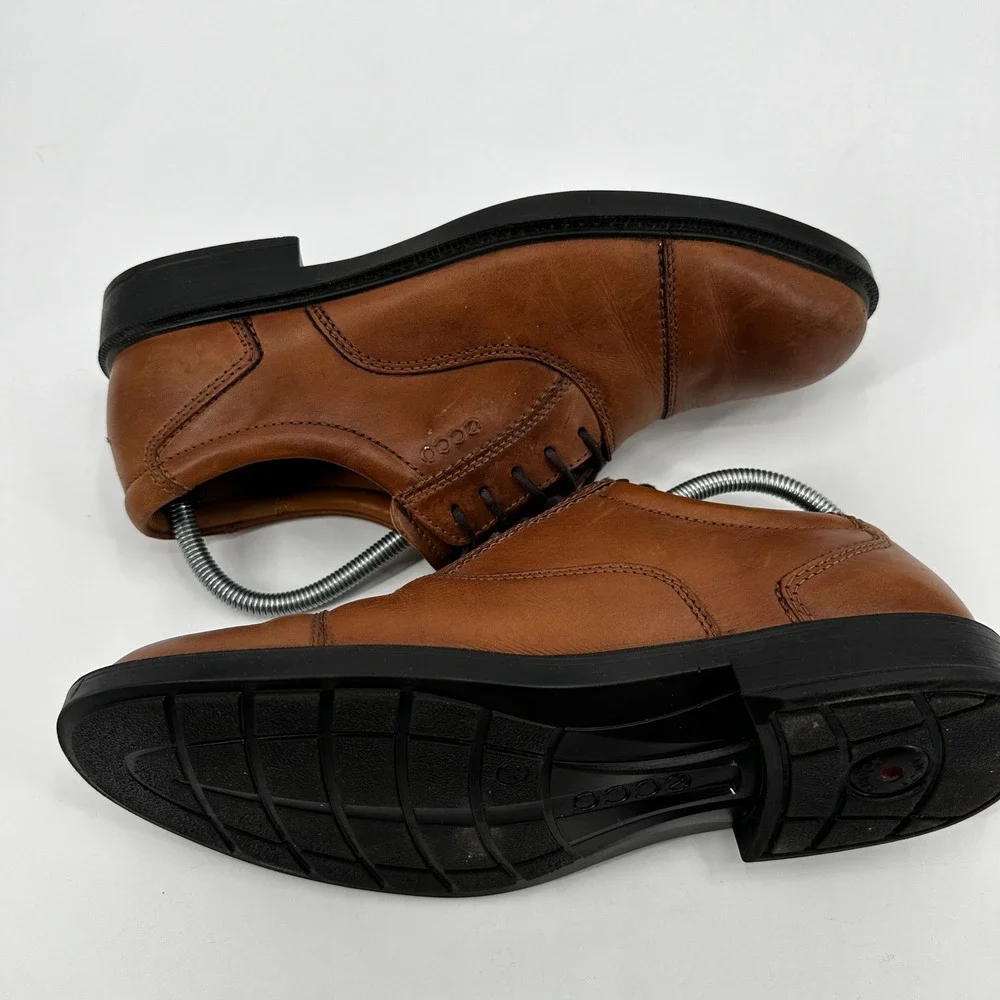 ECCO Mens Helsinki Leather Cap Toe Oxford Shoes Cognac Brown Lace Up Dress Shoes